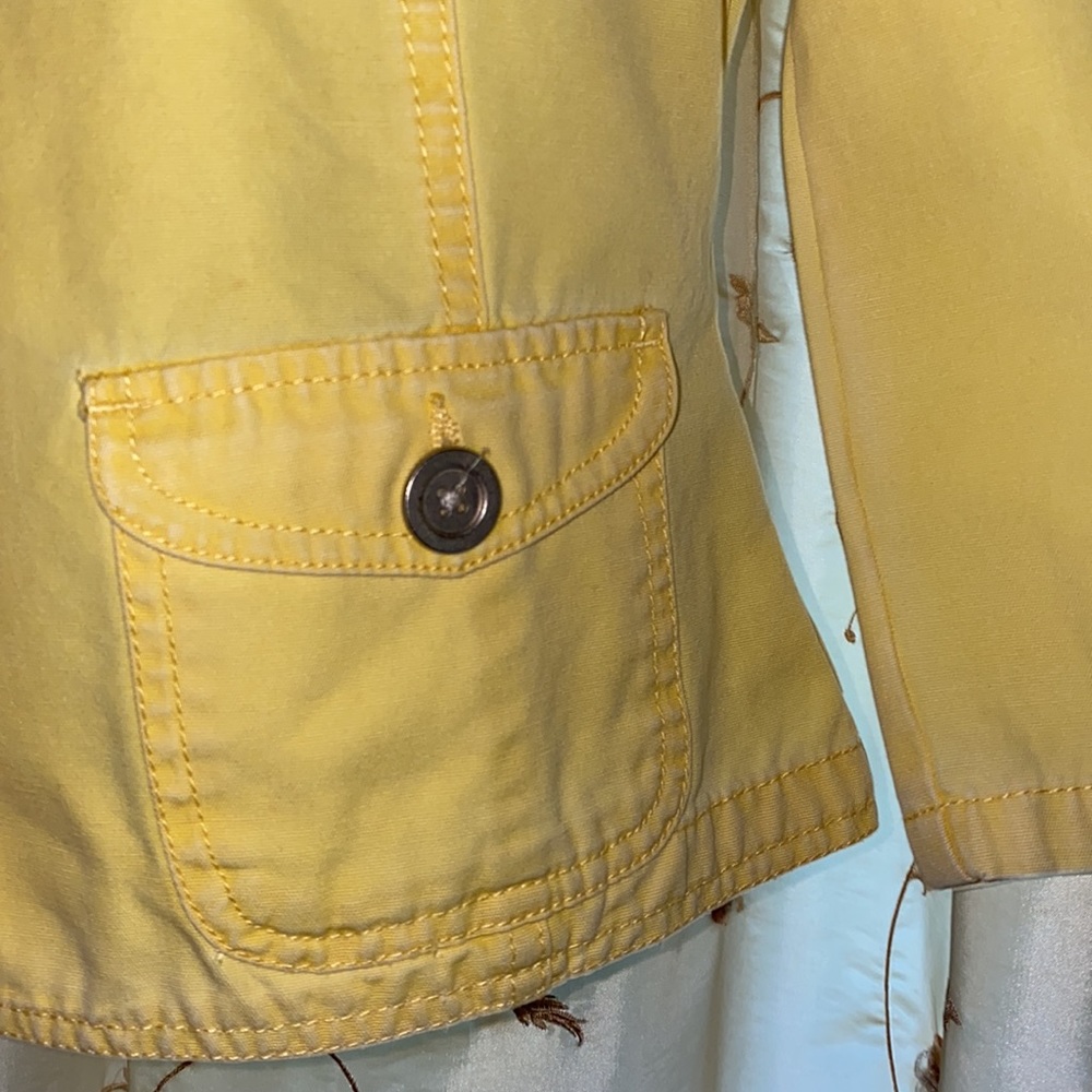 💛. Short beautiful jacket - Picture 2 of 6
